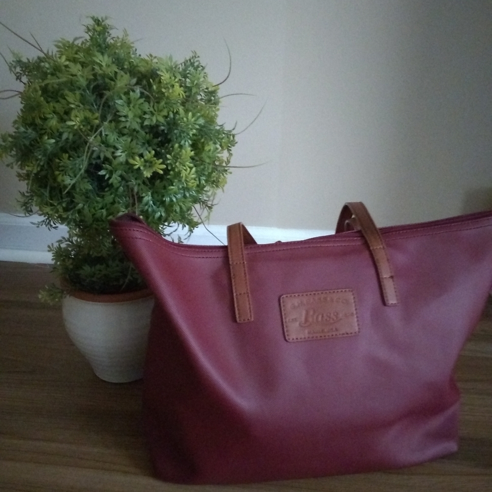 GH BASS& Co. Tote Bag